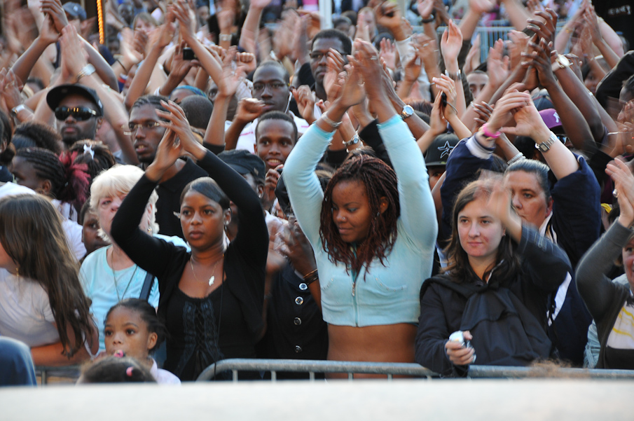Fete de la Musique Evry 2009 - La Foule 086.jpg